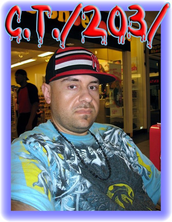 Date this georgeous United States man Muamet from Waterbury US9851