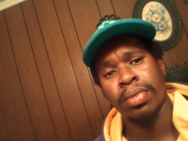 Date this pretty United States man Lee from Lafayette US9901