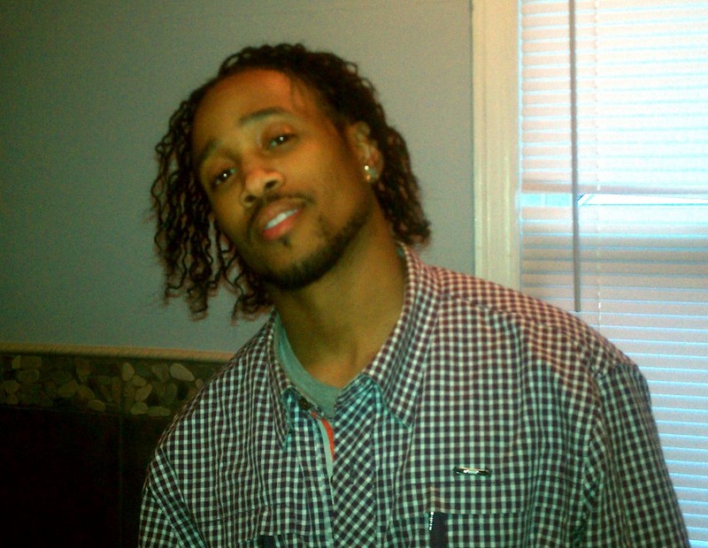 Date this pretty United States man Intimate_Kizz from Detroit US10052