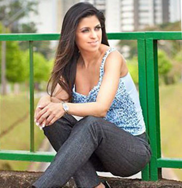 Date this hard body Brazil girl Elaine from Brasilia BR5489