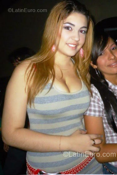 Date this athletic Brazil girl Lisley from Cuiaba BR5515