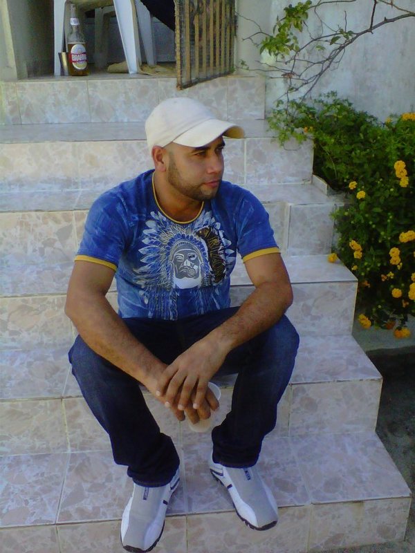 Date this happy Dominican Republic man Danny from Santo Domingo DO7910