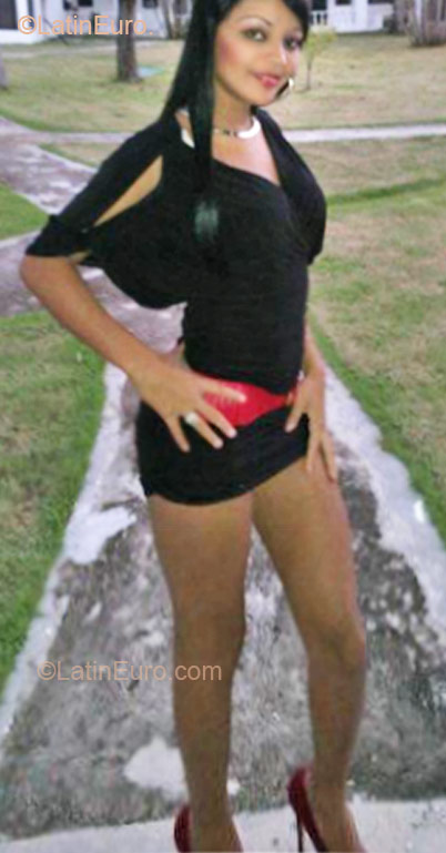 Date this passionate Dominican Republic girl Carolina from San Felipe DO8005