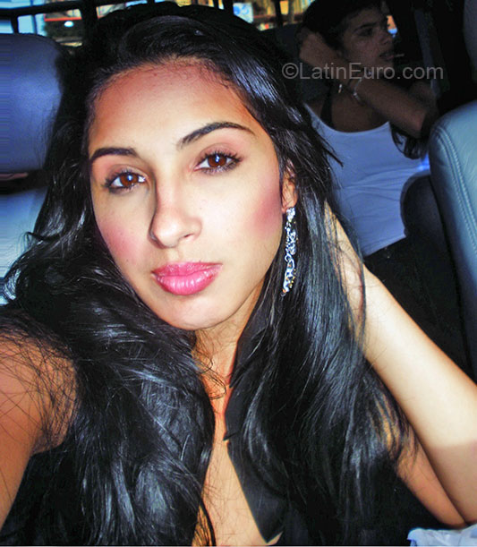 Date this hot Brazil girl Ana Caroline from Manaus BR11222