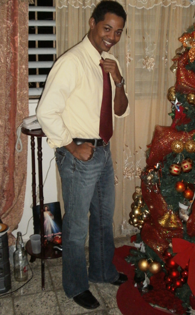 Date this cute Dominican Republic man Cristoff from Santo Domingo DO8114