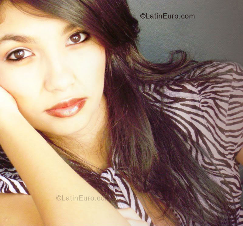 Date this georgeous Brazil girl Edna from Manaus BR5702