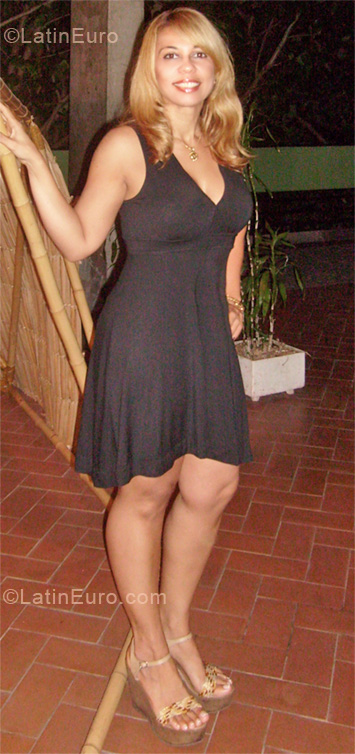 Date this stunning Brazil girl Helena from Rio De Janeiro BR5740