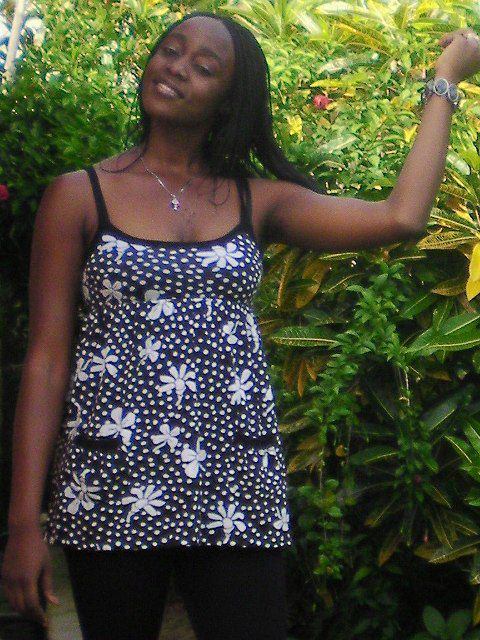 Date this nice looking Senegal girl Oliviamustfa from Dakar SN134