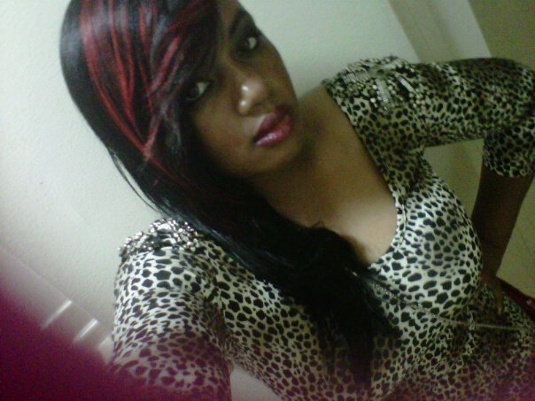 Date this charming United States girl Nisa from Brooklyn US10754