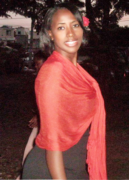 Date this hot Colombia girl Andrea from Santo Domingo CO7522