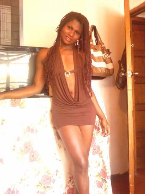Date this passionate France girl Aurora from santo domingo DO8688