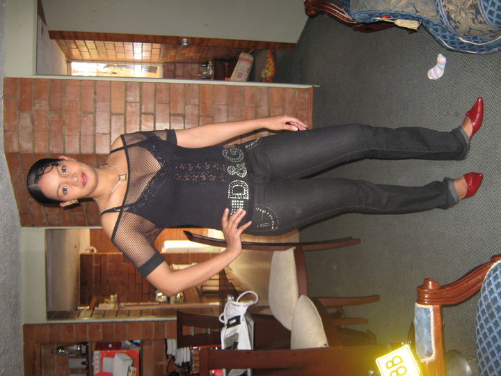 Date this athletic Colombia girl YANALBA from Bogota CO7619