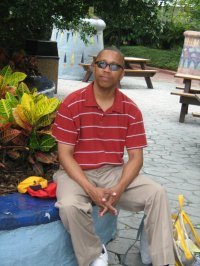 Date this exotic Netherlands Antilles man Lindley from Curacao AN8