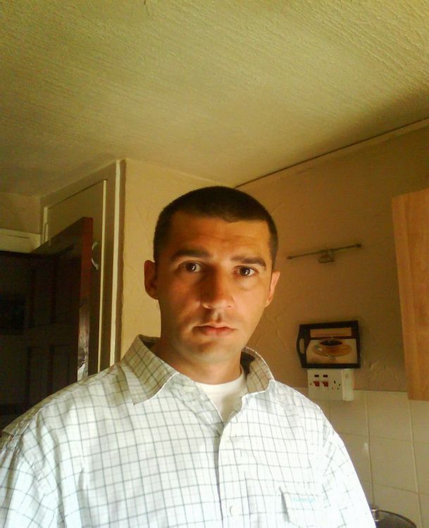 Date this hard body United Kingdom man Stephenjk from Glaasgow GB567