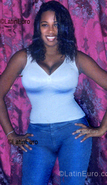 Date this fun Brazil girl Maysa Cristina from Rio de Janeiro BR5943