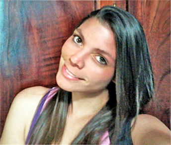 Date this athletic Panama girl Laurent from David PA119