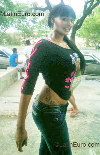 Date this fun Dominican Republic girl Perla from Santo Domingo DO8992