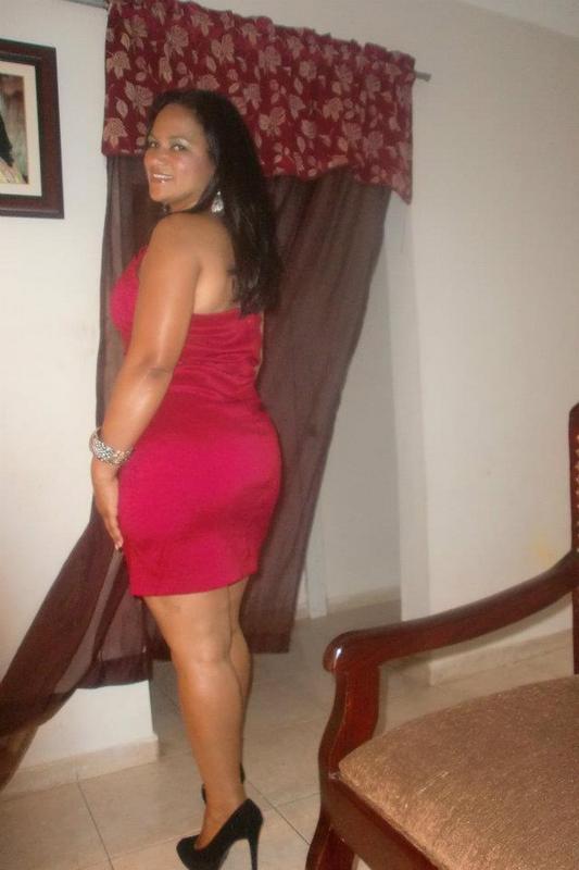 Date this pretty Dominican Republic girl Mary from Santiago DO8995