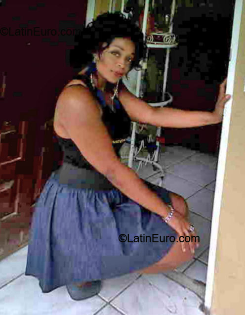 Date this sultry Jamaica girl Sherryleecr from spanish town JM331