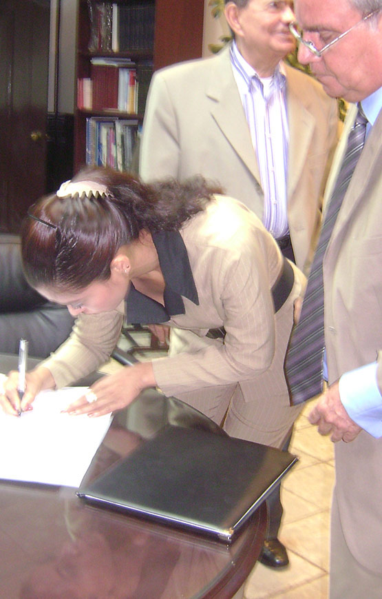 Date this sensual Nicaragua girl Angelca from Managua NI30