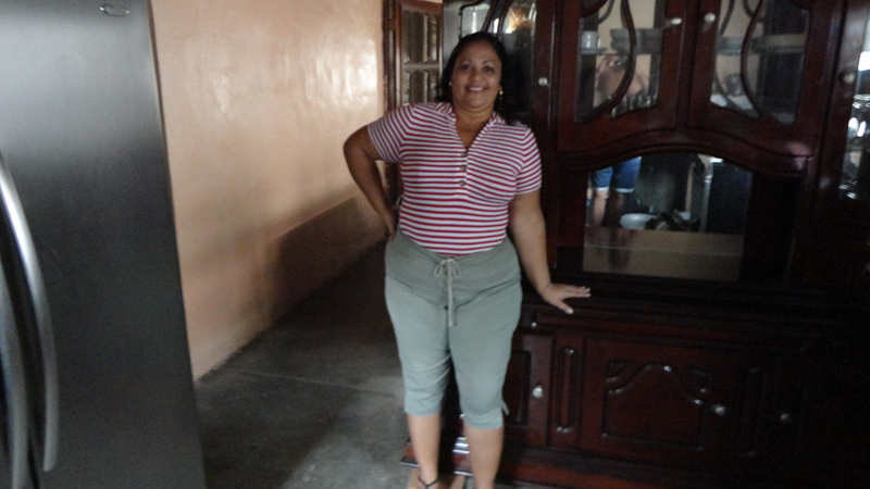 Date this foxy Honduras girl Rosa Elena guev from Morazan HN384