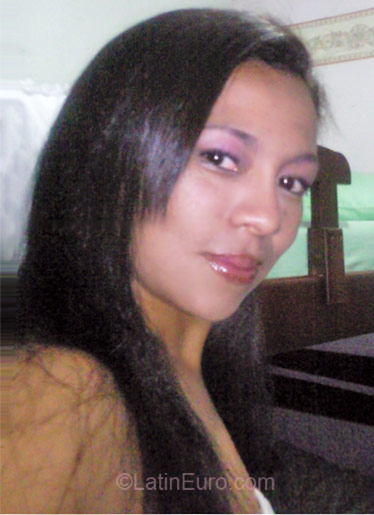 Date this fun Colombia girl Paola from Cartago CO7816