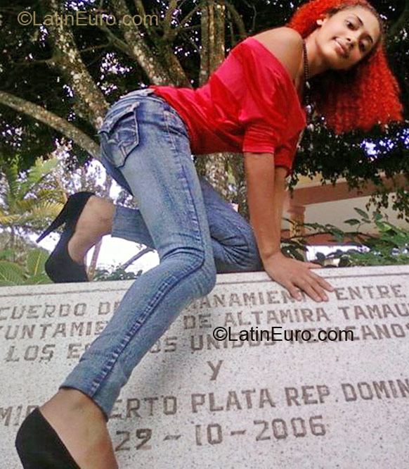 Date this beautiful Dominican Republic girl Angela from Puerto Plata DO9171