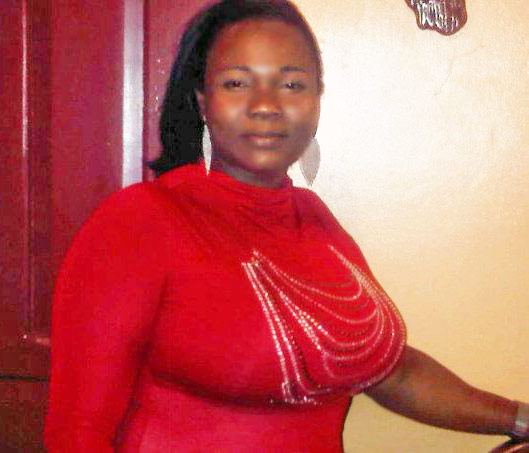 Date this georgeous Dominican Republic girl Sandra from Santiago DO9177