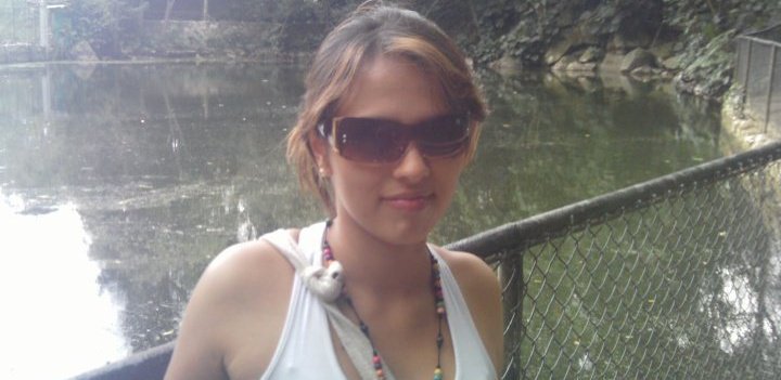 Date this attractive Colombia girl ANGIE from Bogota CO8294