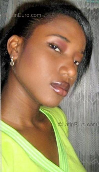 Date this tall Colombia girl Gisseth from Bogota CO7985