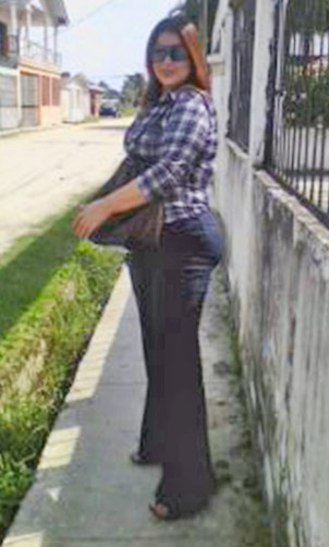 Date this lovely Honduras girl Luz Marina from San Pedro Sula HN408