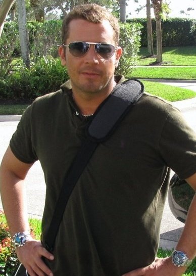 Date this georgeous United Kingdom man Brucethompson from Edinburgh GB575