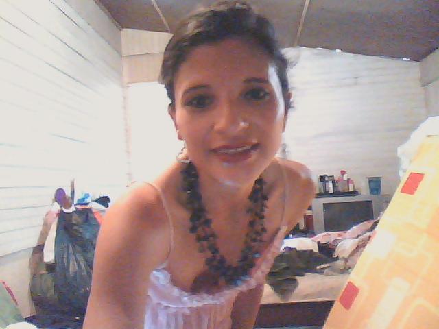 Date this hard body Costa Rica girl Estrella from Sanjose CR105