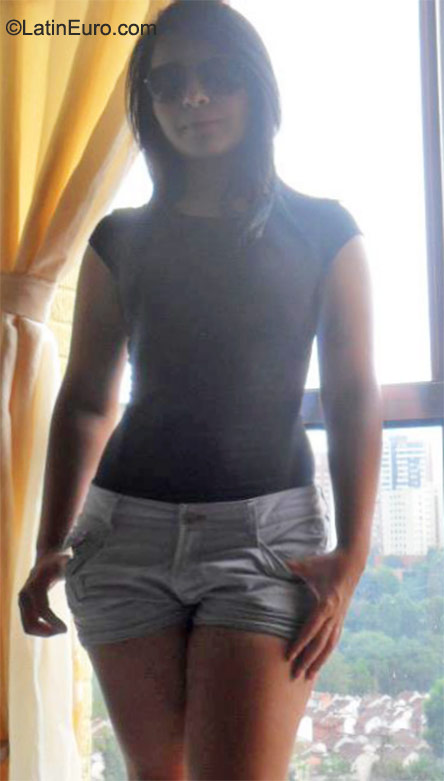 Date this delightful Colombia girl Estefania from Medellin CO8251