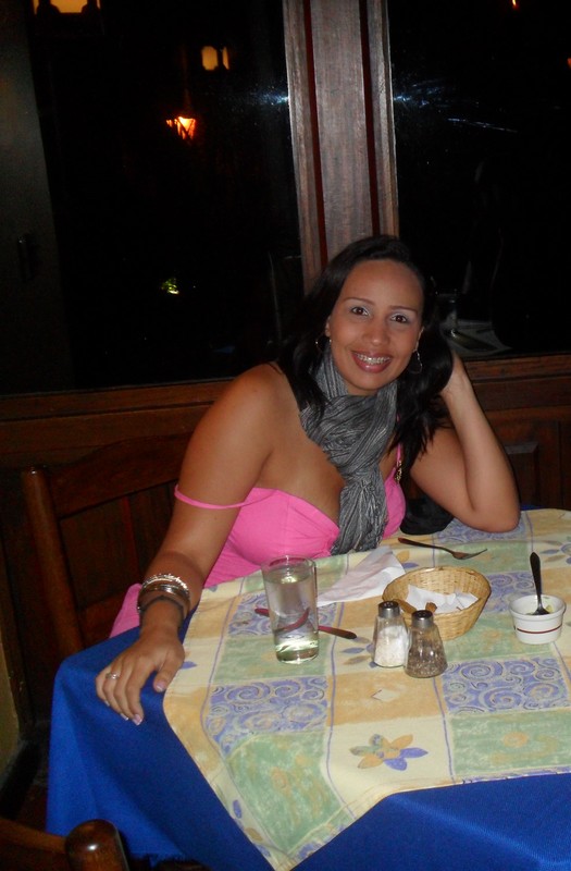 Date this foxy Colombia girl Rouxie121 from Cartagena CO8282
