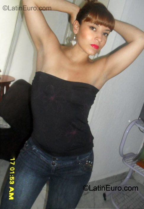 Date this lovely Colombia girl Tigre from Medellin CO8284