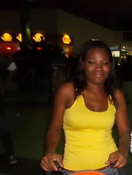 Date this delightful Colombia girl Yoli1911 from Cali CO8321