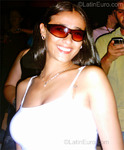 cute Colombia girl Maria from Armenia CO8350