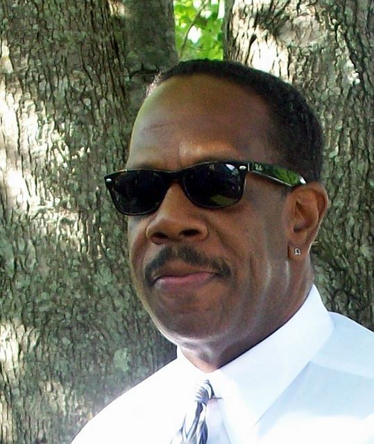 Date this gorgeous United States man Kenneth from Kennesaw US11653