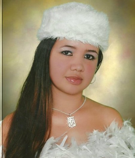 Date this beautiful Colombia girl Nikol from Cali CO8444