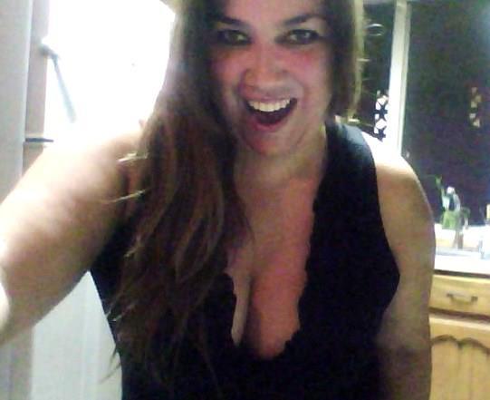 Date this pretty Mexico girl Raisa from Chihuahua MX482