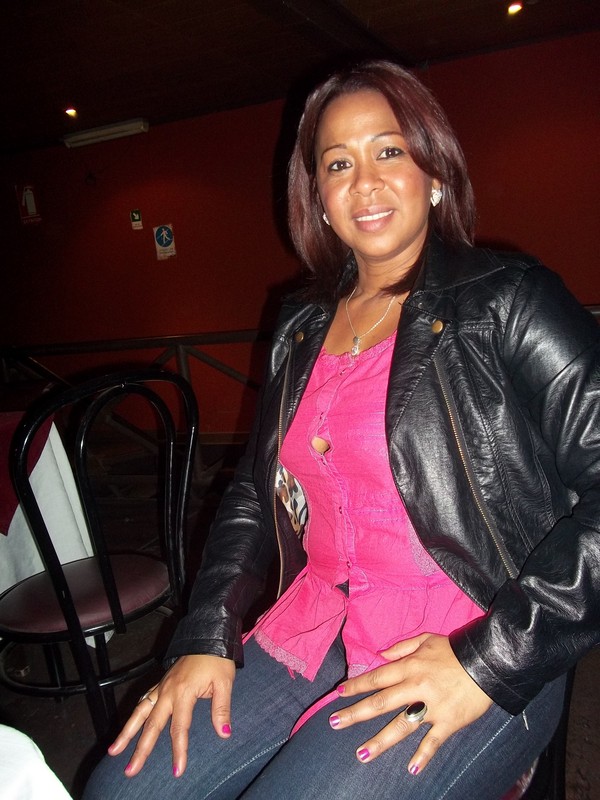 Date this hot Chile girl Yessysantos from Santiago CL60