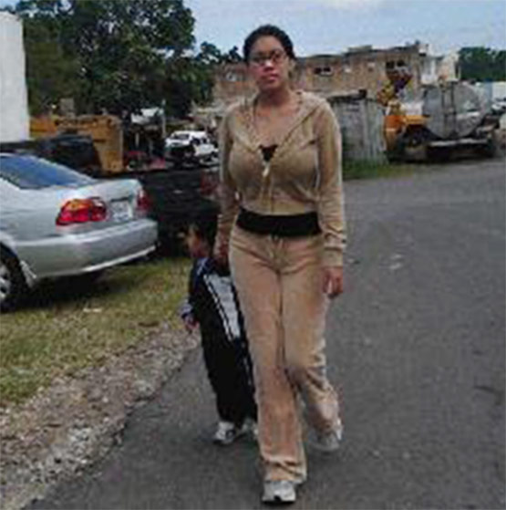 Date this hard body United States girl Pamela from Bells US11759