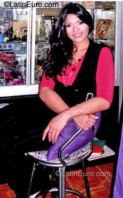 Date this lovely Mexico girl Laura from Ensenada MX517