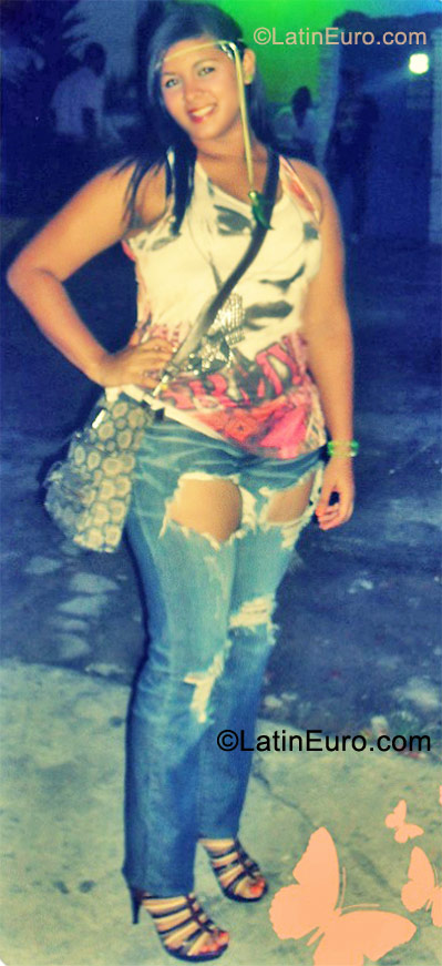 Date this funny Colombia girl Muneca from Barranquilla CO8895