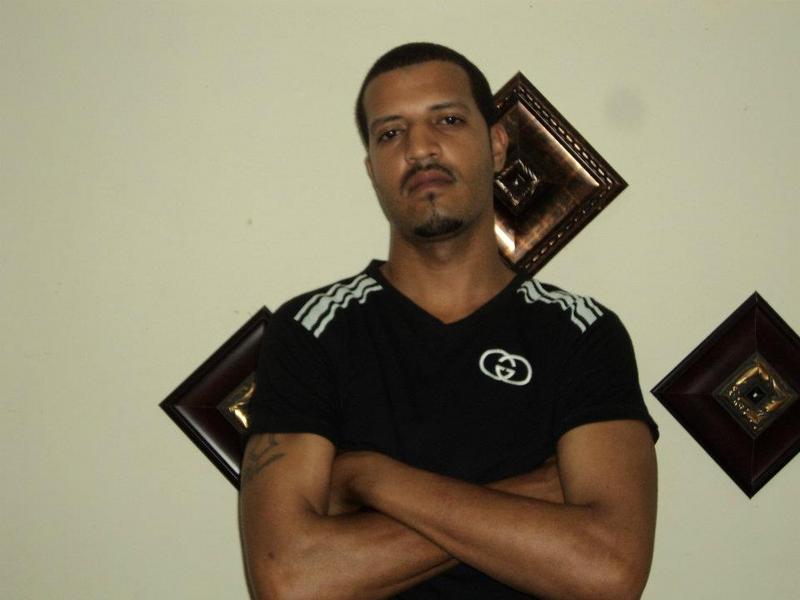 Date this good-looking Dominican Republic man Henry from Santo Domingo DO9946
