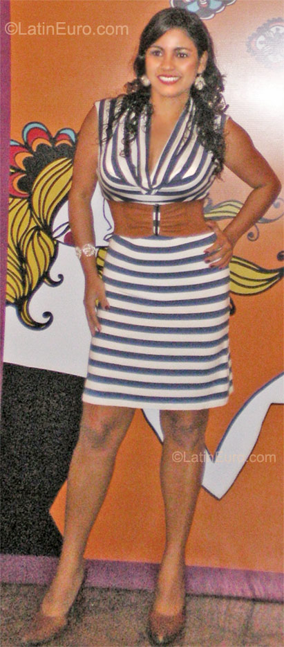 Date this beautiful Colombia girl Marlen from Medellin CO8750
