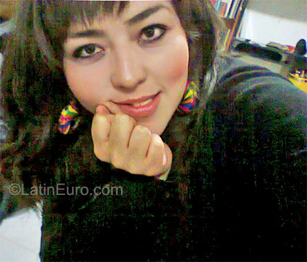 Date this exotic Mexico girl Clara from Mexico City MX555