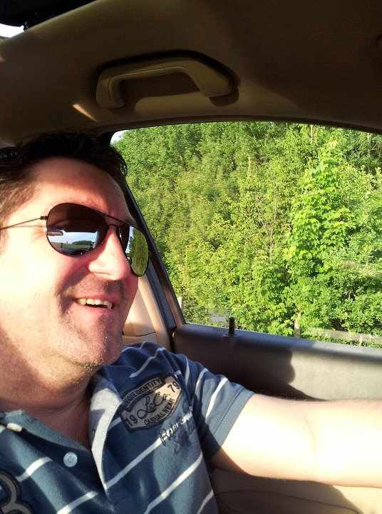 Date this hot Germany man Mike from Niederwiesa DE274