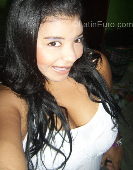 Date this hot Colombia girl Marisol from Barranquilla CO8899